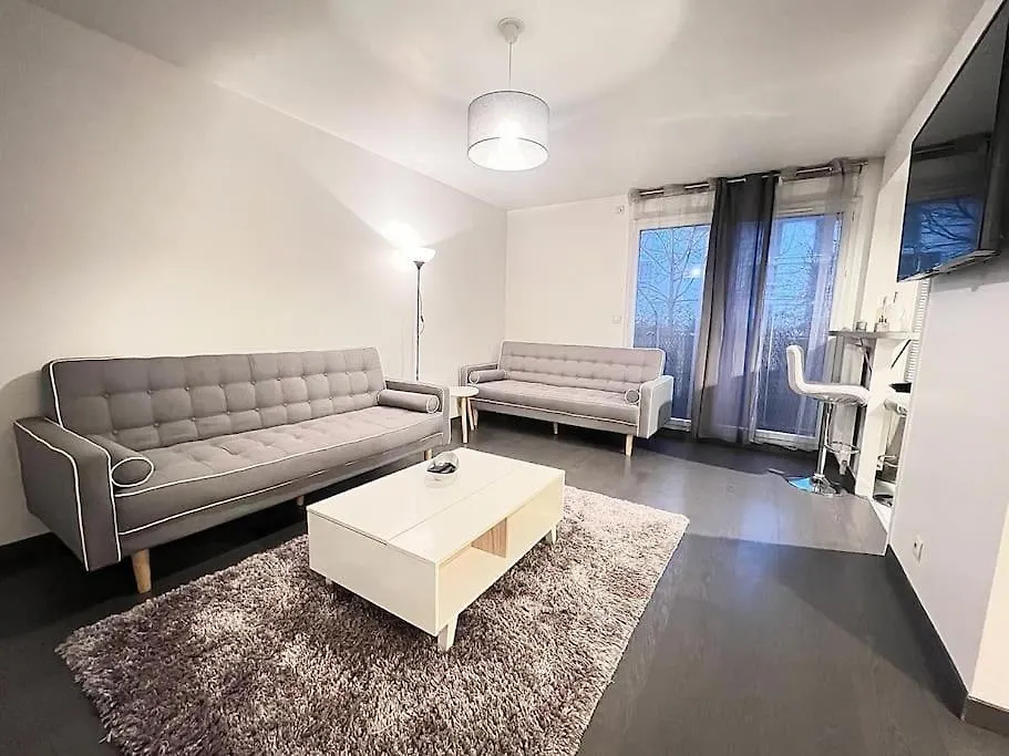 Apartment Creteil - Pointe Du Lac - Le So' France