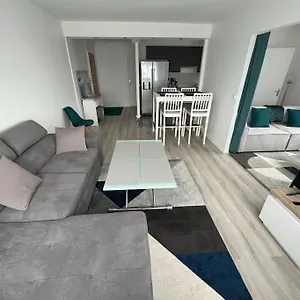 Appartement Little Livia, Créteil